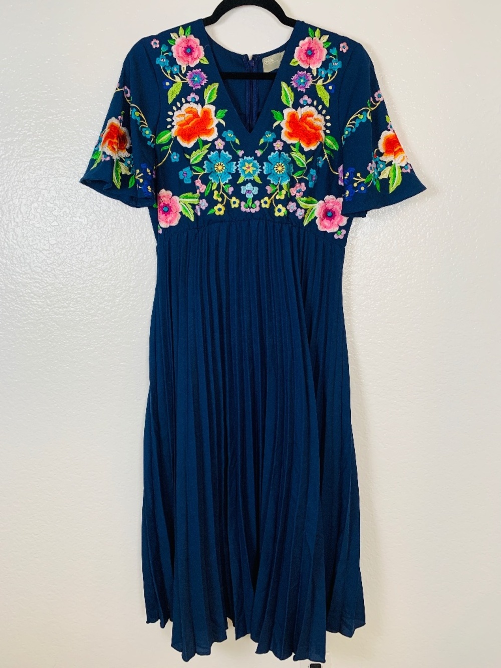 ASOS Midi Dress Womens US Size 6 Blue Floral Embroidered Pleated Boho Cottage